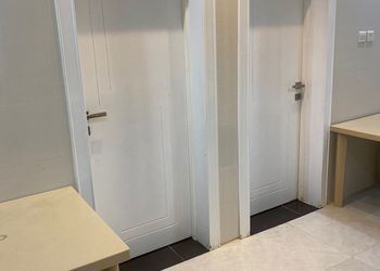 استراحة بمسطح اخضر ومجالس