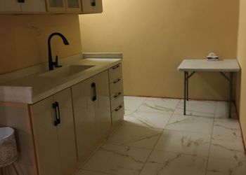 استراحة بمسطح اخضر وجلسة خارجية 