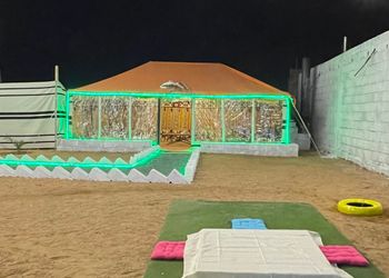استراحة بجلسة خارجية وخيمة