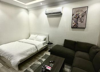 استديو بسرير ماستر ودخول ذاتي
