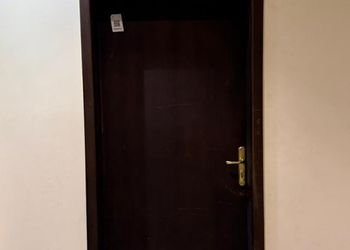 استديو بسرير ماستر وأثاث مريح 