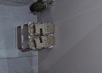 غرفة بسرير ماستر