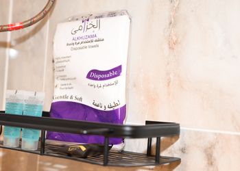 استديو بتصميم أنيق ودخول ذاتي