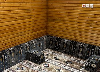 شاليه بغرفة نوم وفناء خارجي