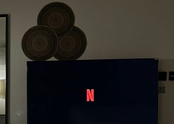 استديو بسرير ماستر وجلسة جانبية 