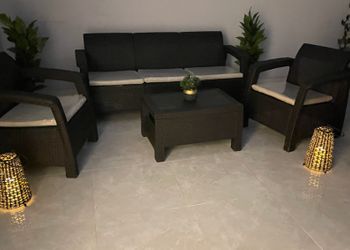 استديو بسرير ماستر وجلسة جانبية 