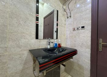 شاليه بمسطح اخضر