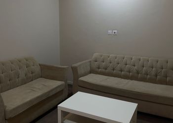 شقة بصالة وغرفتين نوم