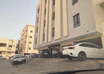 شقة بصالة وغرفة نوم
