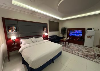 استديو بدخول ذاتي