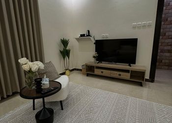 استديو بسرير ماستر وجلسة جانبية