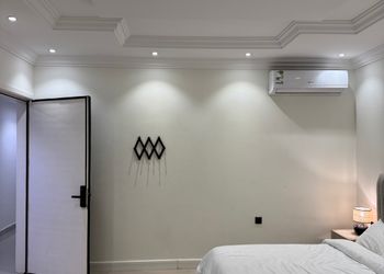 استديو بدخول ذاتي وسرير مريح 