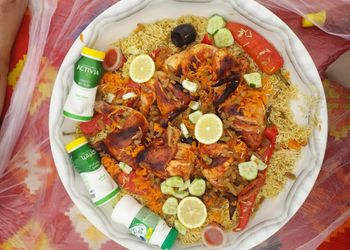 مزرعة بطراز شعبي وملحق خارجي