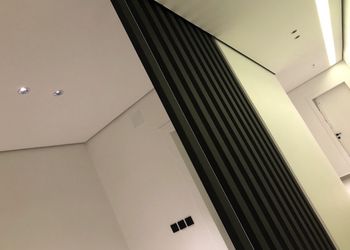مزرعة بمجلس واسع ومسطح اخضر