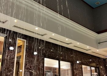 استراحة بمسطح اخضر ومجالس