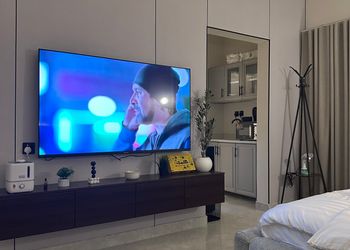 استديو بسرير ماستر وجلسة جانبية