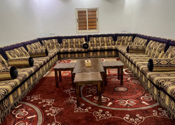 استراحة بجلسة خارجية ومجلس