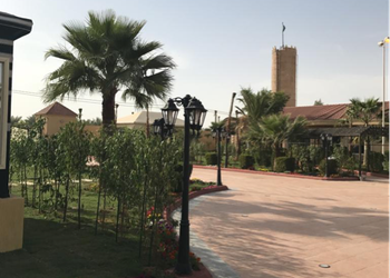 استراحة بمجالس راقية و بيت شعر