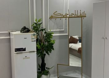 شاليه بمجلس ومسبح داخلي 