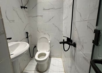 استديو بسرير ماستر وجلسة جانبية
