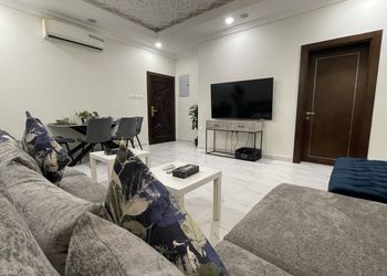 شقة جميله وانيقة بدخول ذاتي