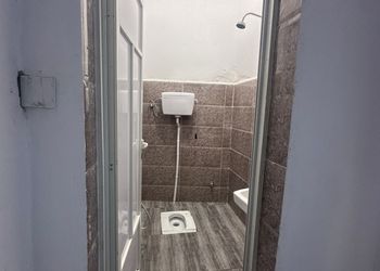 استديو بدخول ذاتي