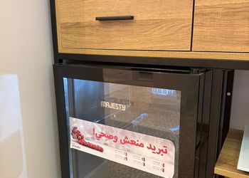 استديو بتصميم أنيق ودخول ذاتي