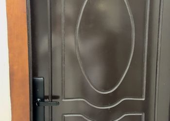 استديو بسرير ماستر