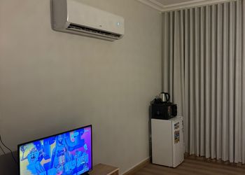 استديو بسرير ماستر وجلسة 