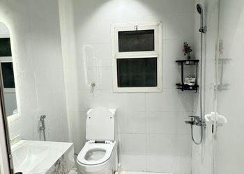 شقة بغرفة معيشة وغرفة نوم 