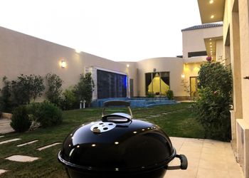 منتجع فندقي بركن شواء ومسبح