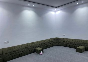 شالية بمجلس ومسبح داخلي