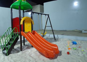  استراحة ببيت شعر