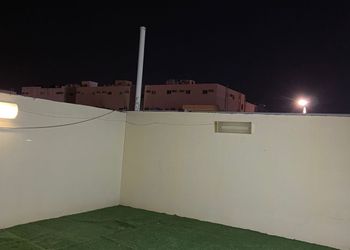 شقة انيقة بصالة وغرفة نوم 