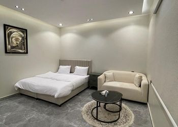 استديو هادئ بسرير ماستر 