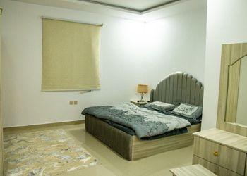 شاليه بمسبح والعاب أطفال