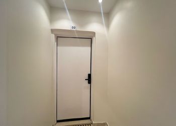 استديو بسرير ماستر
