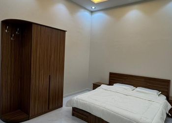 شاليه بجلسة خارجية وألعاب مائية 