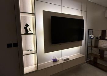 استديو بأثاث مريح وبسيط 