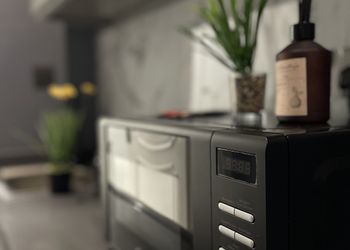 استديو بسرير ماستر وجلسة جانبية 