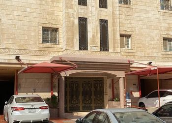 استديو هادئ بسرير ماستر 