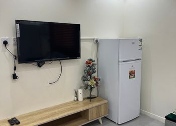 استديو بسرير ماستر وأثاث مريح 