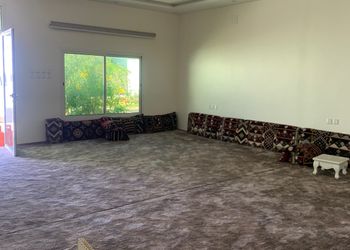 استراحة بجلسة خارجية ومجلس 