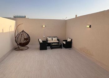 استديو بتصميم أنيق ودخول ذاتي