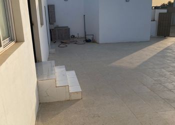 استراحة بمسطح اخضر والعاب مائية
