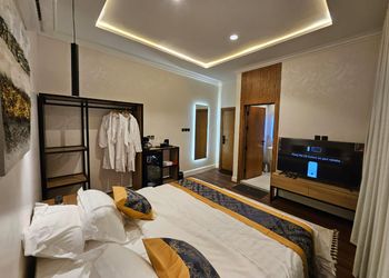 استديو بسرير ماستر ودخول ذاتي