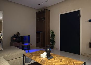 استديو هادئ بسرير ماستر 