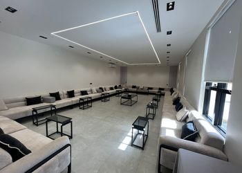 شاليه بمجالس انيقه وواسعه