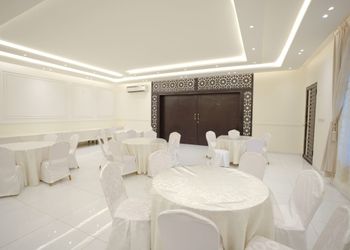 شاليه بألعاب مائية ومسبح