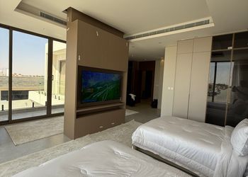 شالية بتصميم أنيق بمسبح 